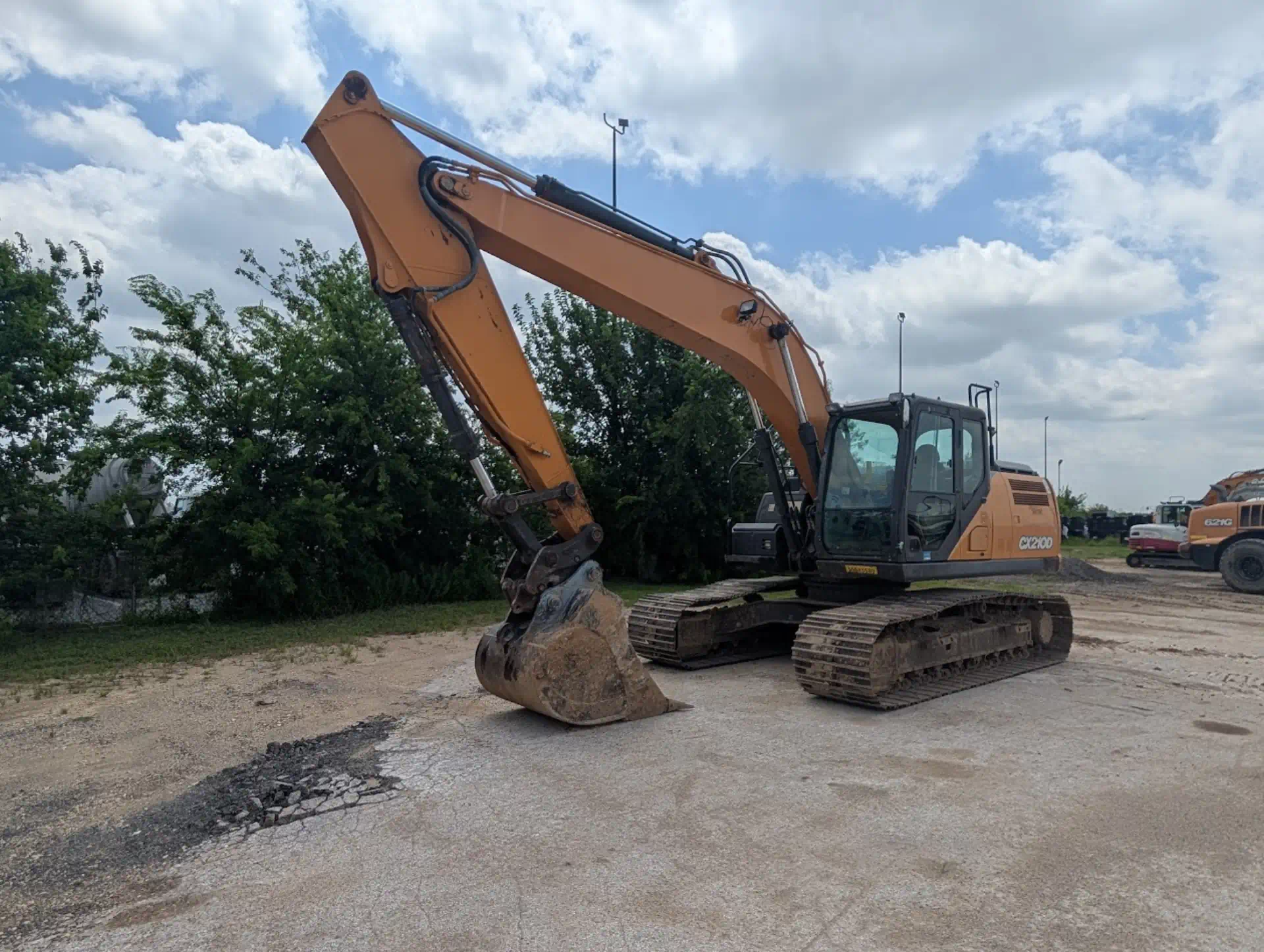 1109209--Case-CX210D-Excavators-Crawler-1920-1-1