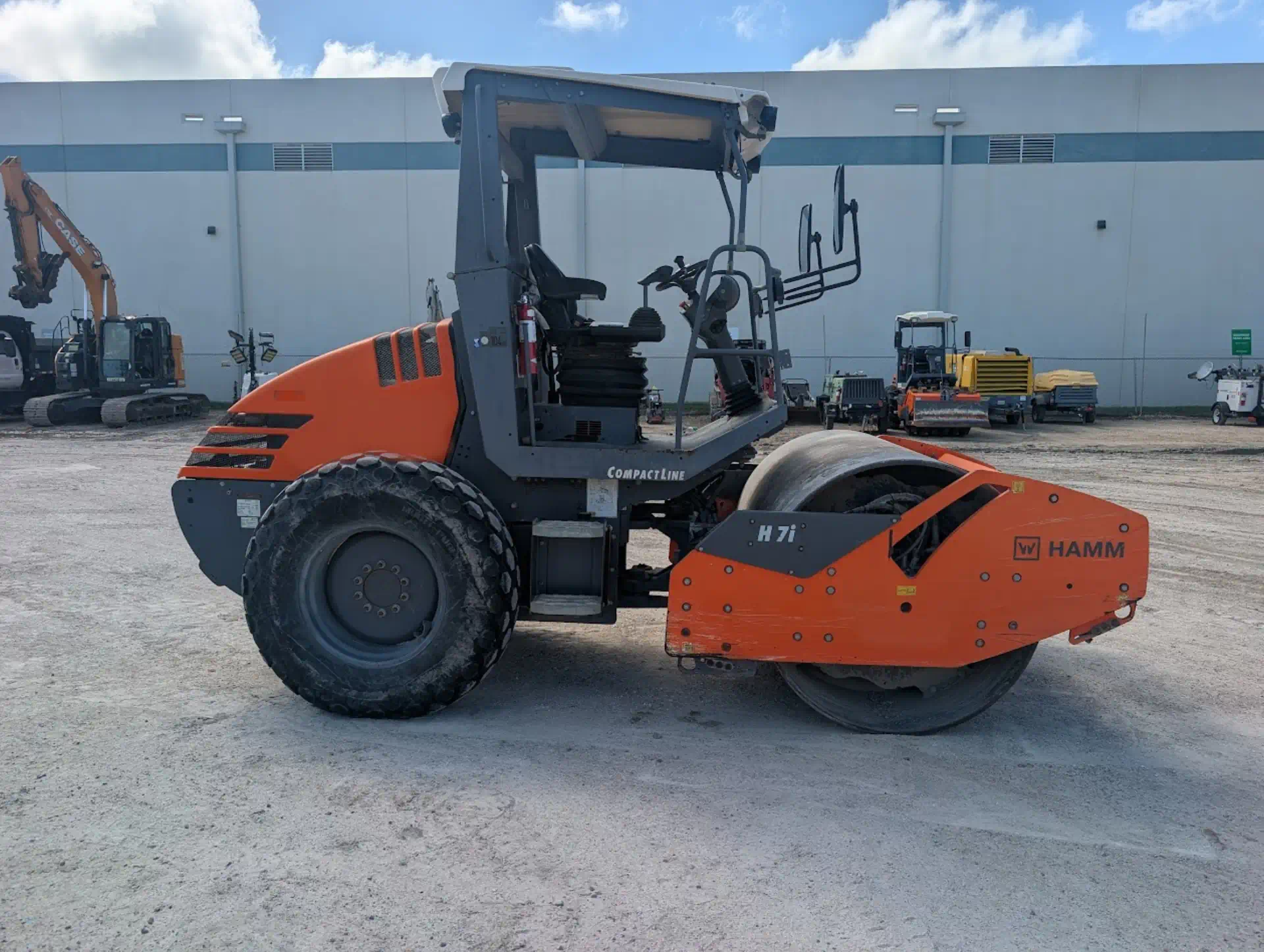 1109608--Hamm-H7i-Compactors-Smooth-Drum-1920-1-1