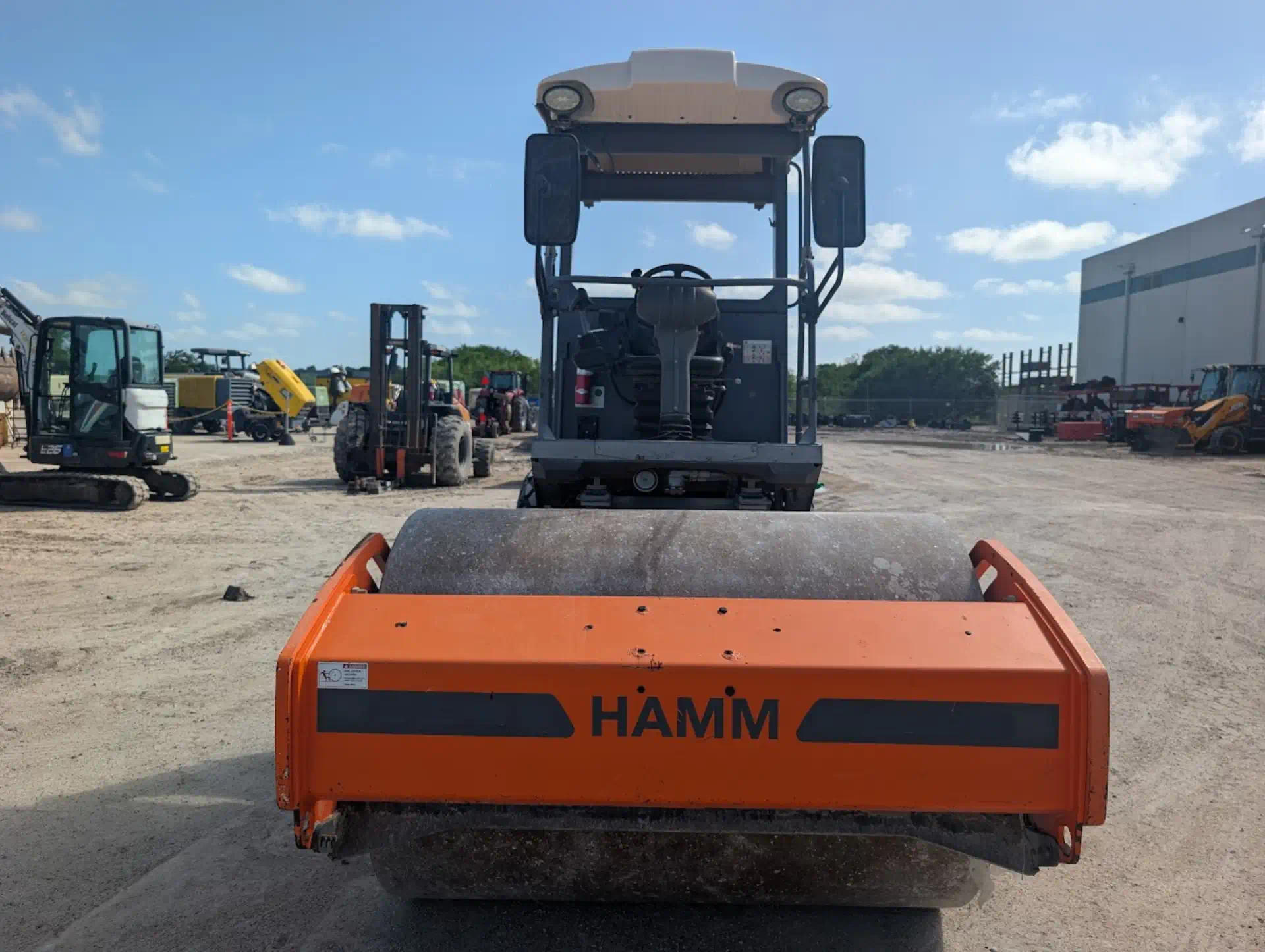1109608--Hamm-H7i-Compactors-Smooth-Drum-1920-3-1