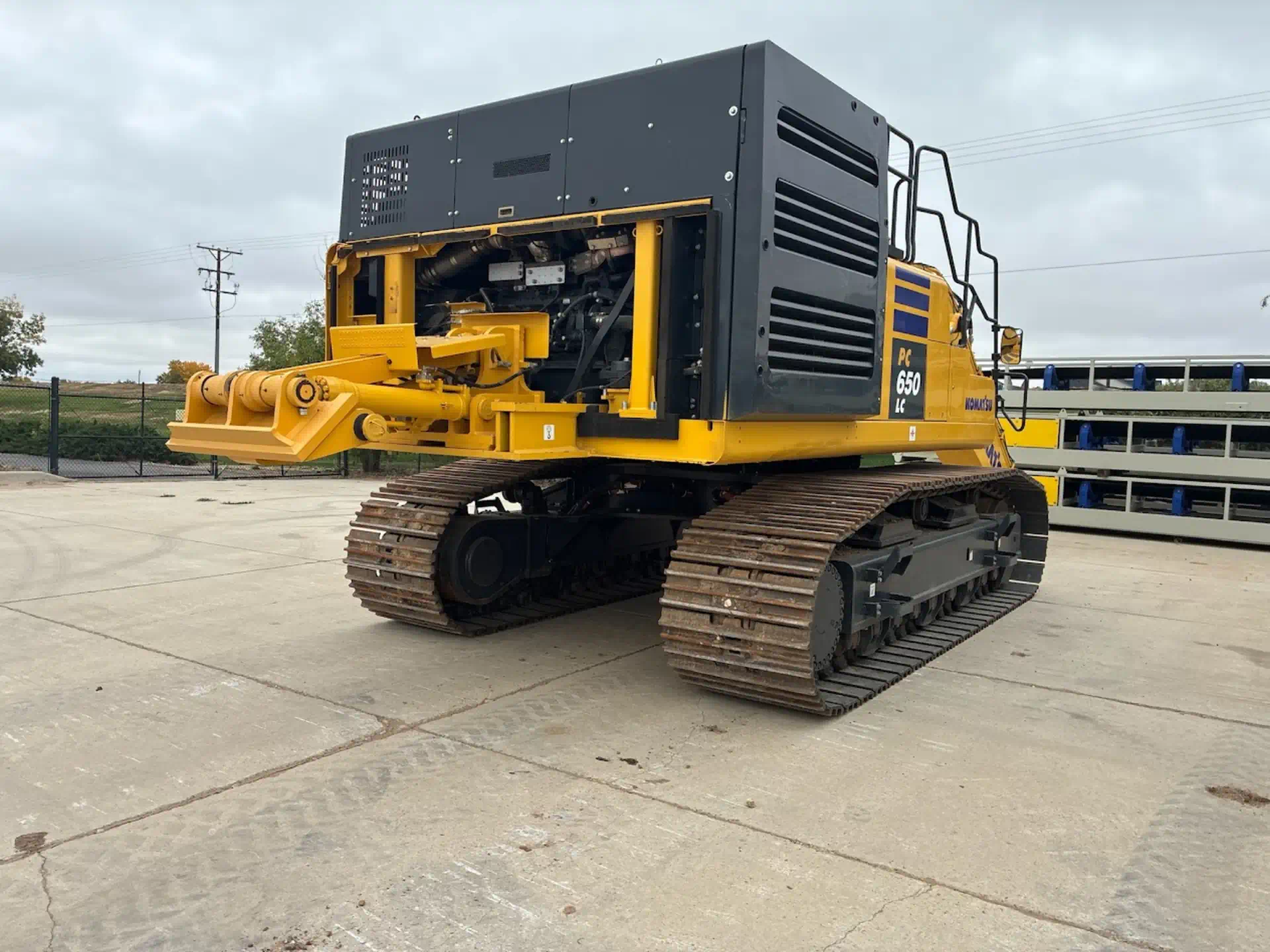 1110384--Komatsu-Komatsu-PC650LC-11-Excavators--1920-2-1