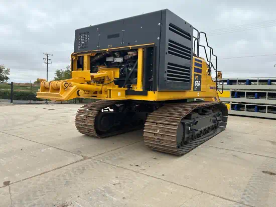 ./images/1110384/550/1110384--Komatsu-Komatsu-PC650LC-11-Excavators--550-2-1.webp