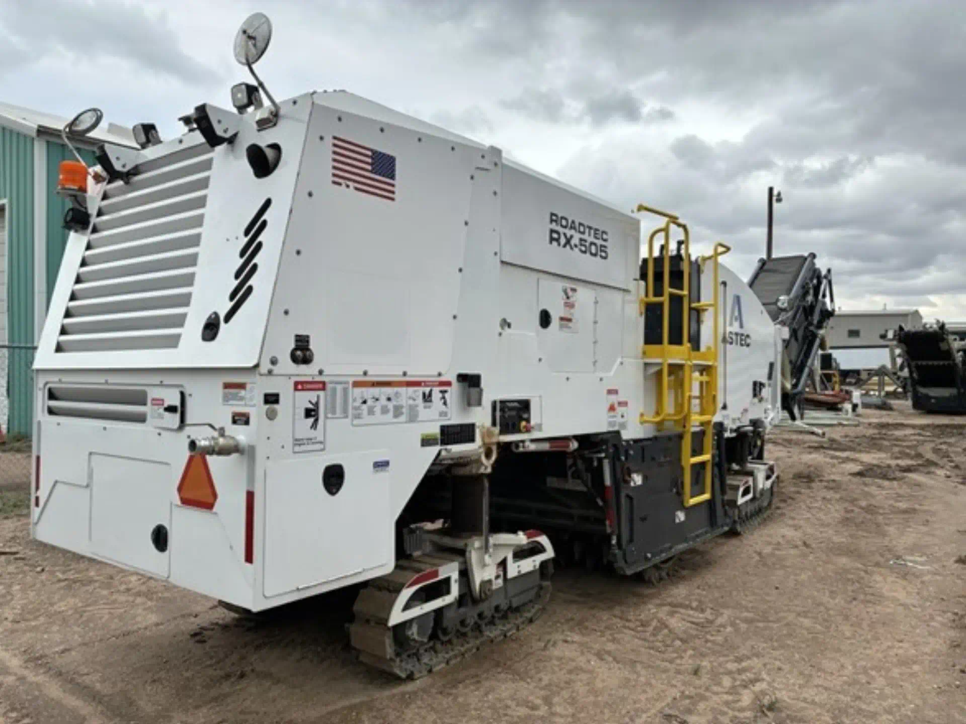 1110398--Roadtec-Roadtec-RX505E-4-Asphalt-I-Pavers-I-Concrete-Equipment--1920-4-1