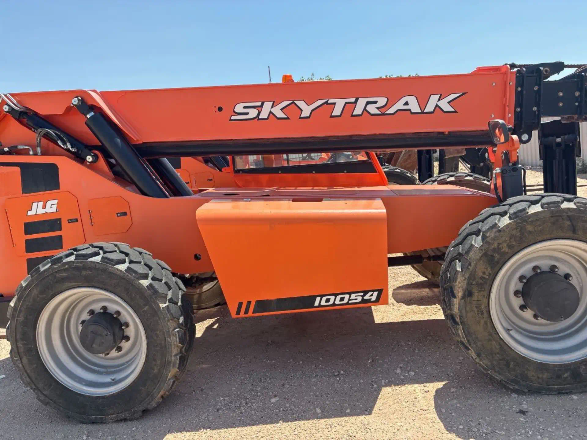 1110914--JLG-Skytrak-10054-Lifts-Telehandlers-1920-2-1