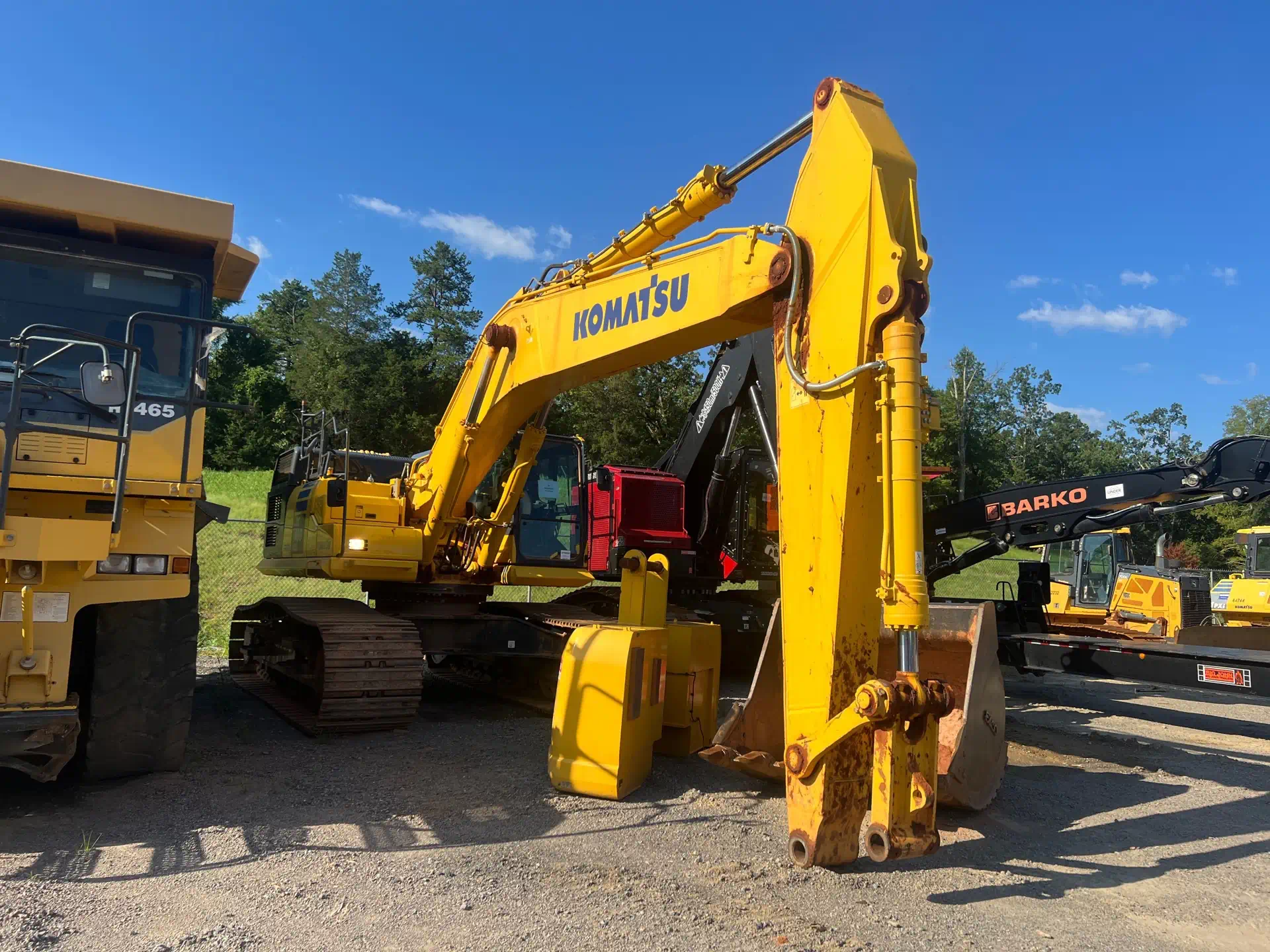 1133461--Caterpillar-PC490-Excavators--1920-2-1