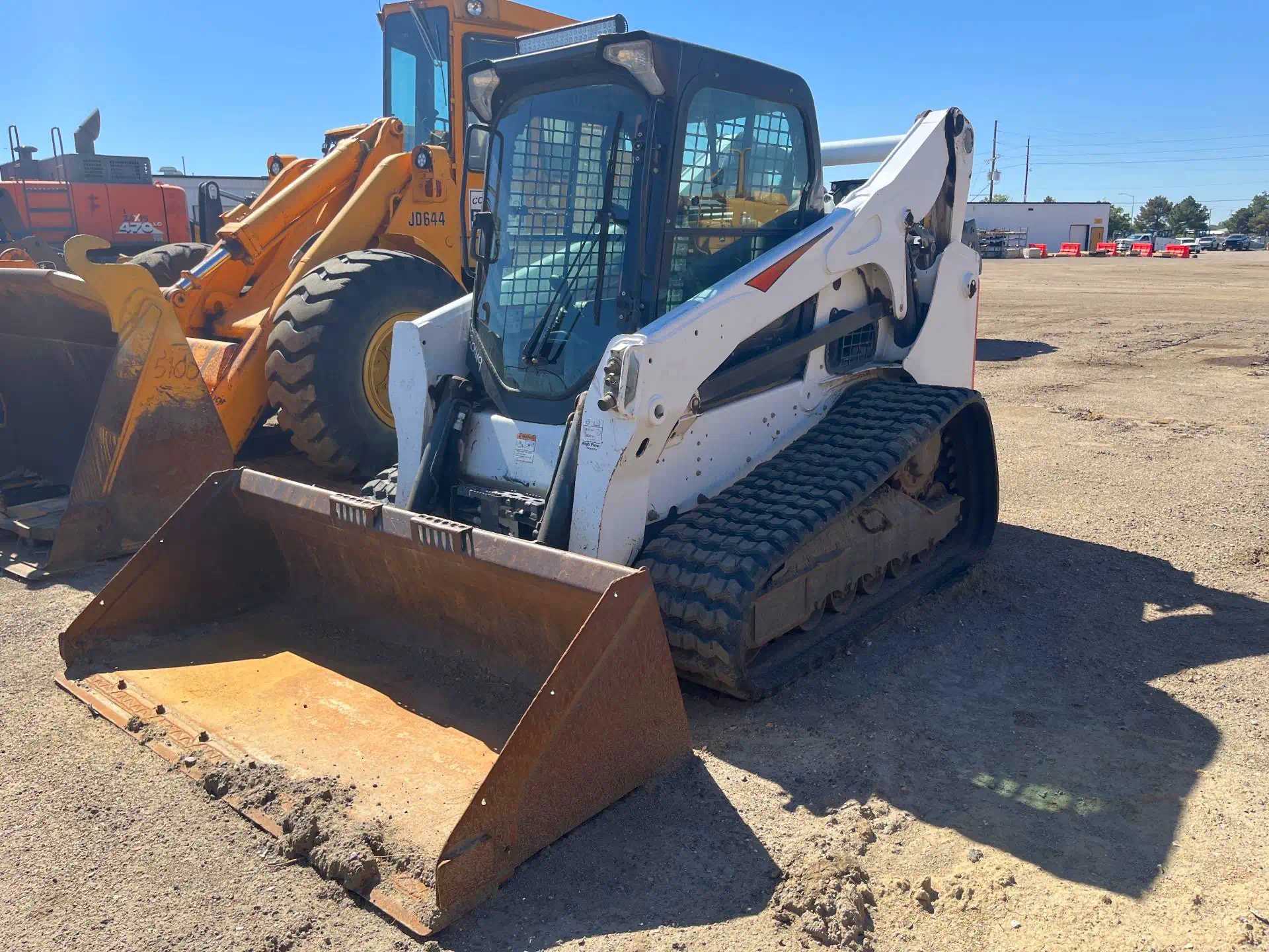 577308-2019-Bobcat-T770-Skid-Steers-Track-1920-1-1