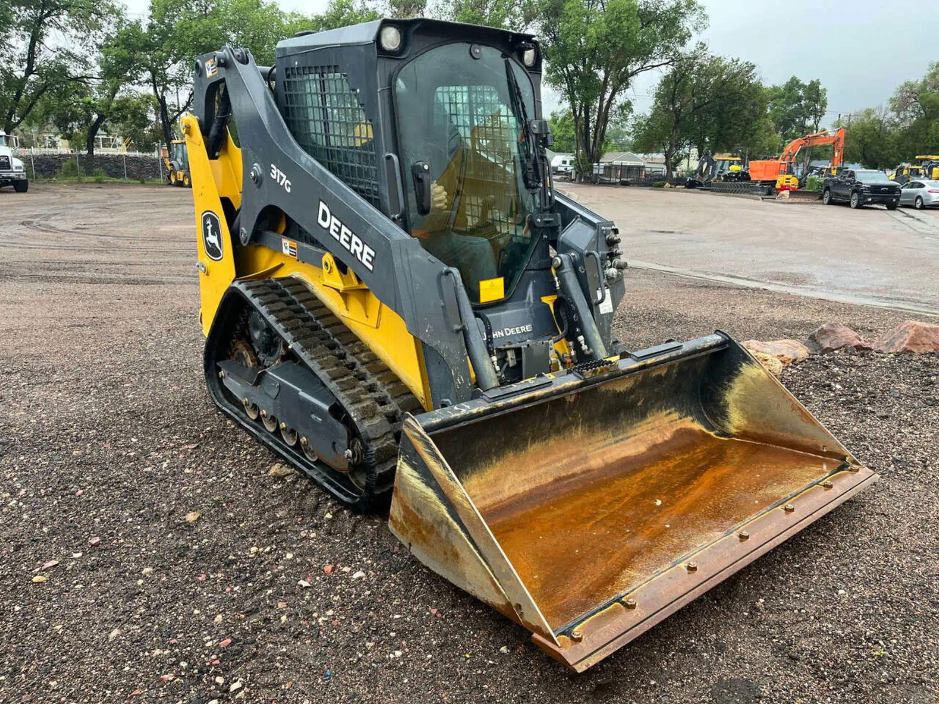 Deere317G