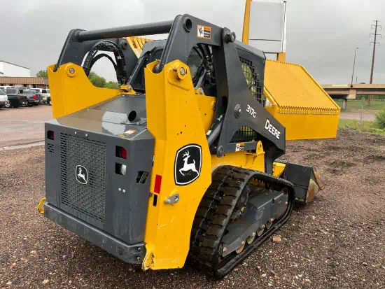 ./images/577586/550/577586-2022-Deere-317G-Skid-Steers-Track-550-2-1.webp
