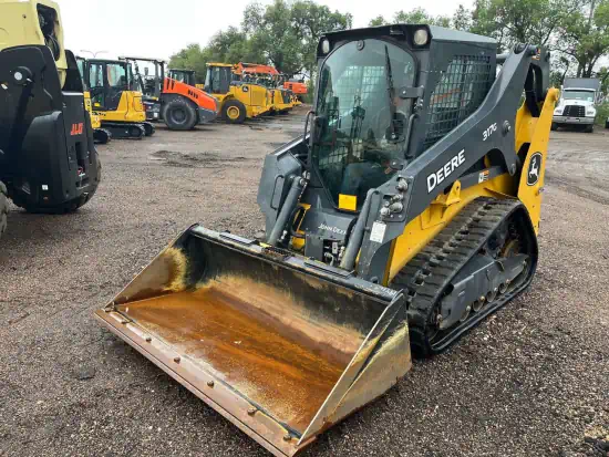 ./images/577586/550/577586-2022-Deere-317G-Skid-Steers-Track-550-4-1.webp