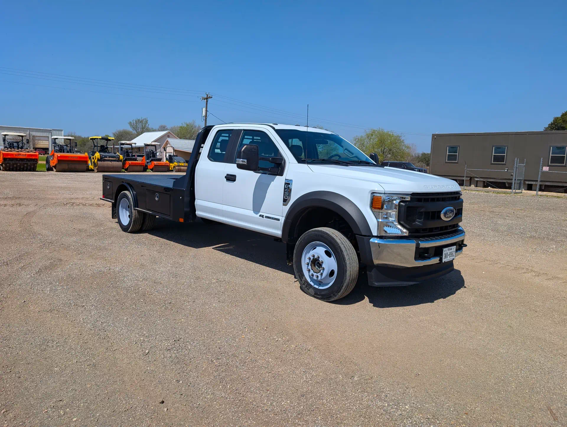 579586--Ford-F450-XL-Trucks-Flatbed-1920-1-1