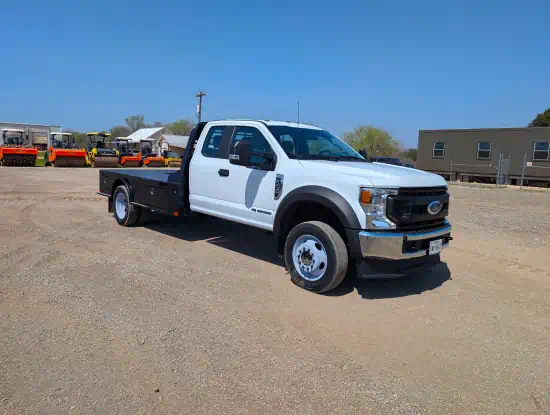 ./images/579586/550/579586-2022-Ford-F450-XL-Trucks-Flatbed-550-1-1.webp