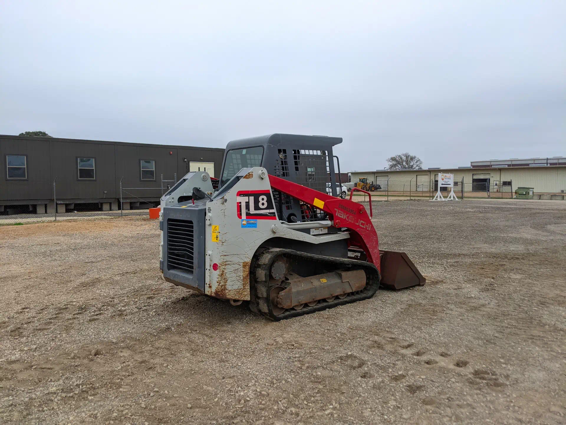 579785-2016-Takeuchi-TL8-Skid-Steers--1920-3-1