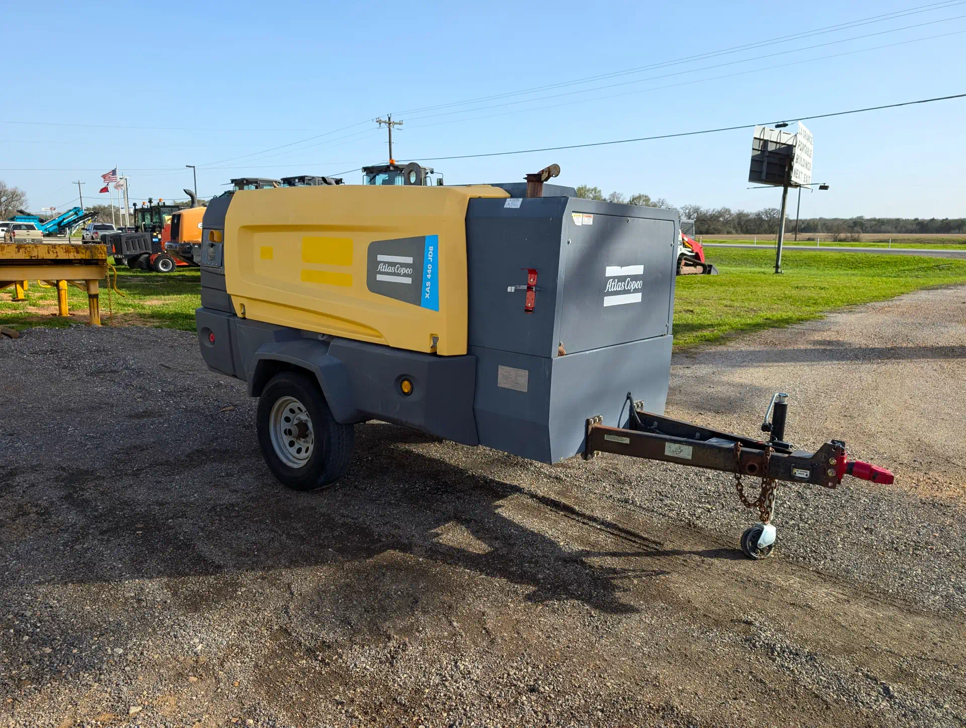 579816-2017-Atlas-Copco-XAS440JD-T4F-Air-Compressors--1920-1-1