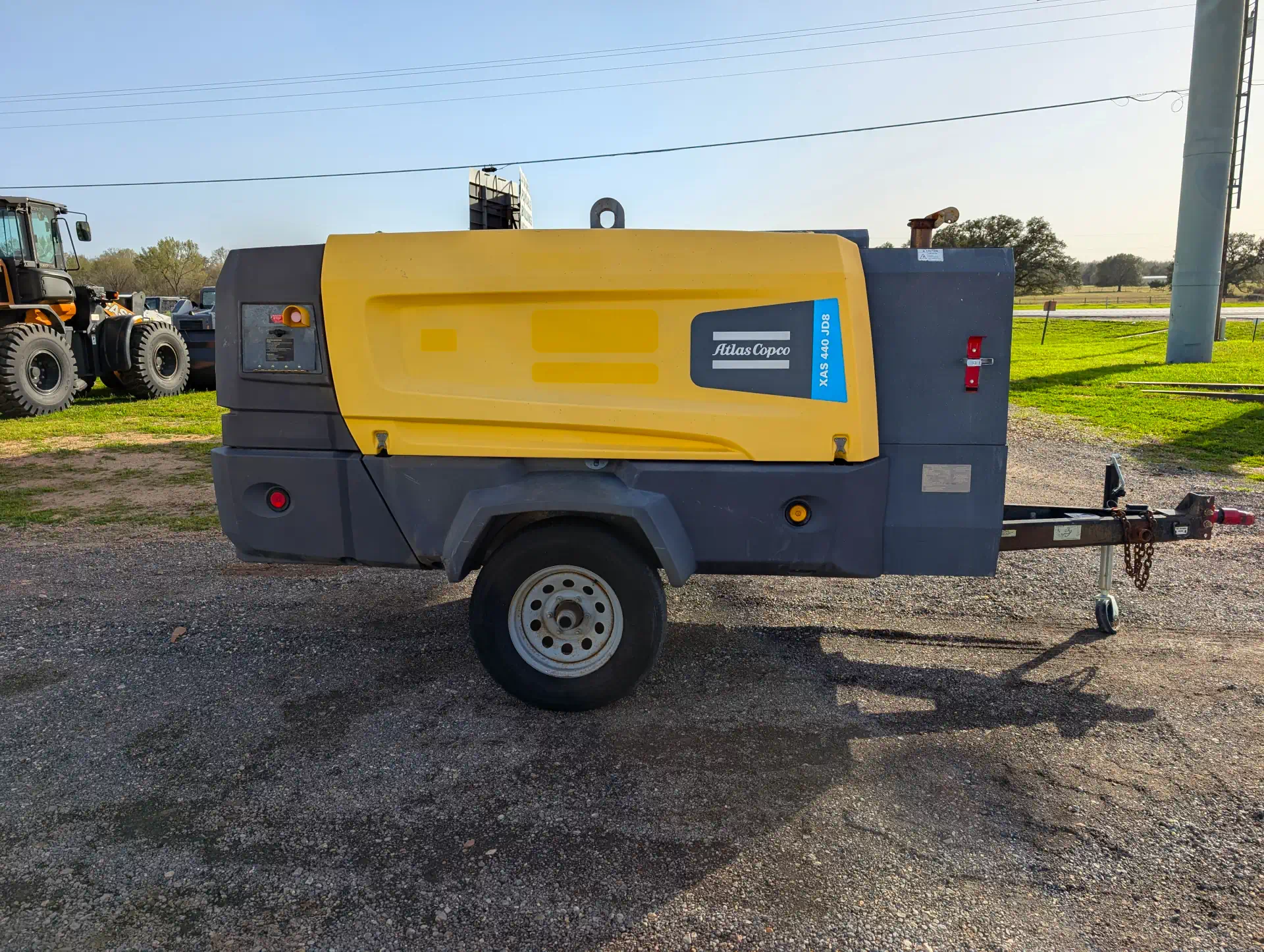 579816-2017-Atlas-Copco-XAS440JD-T4F-Air-Compressors--1920-2-1