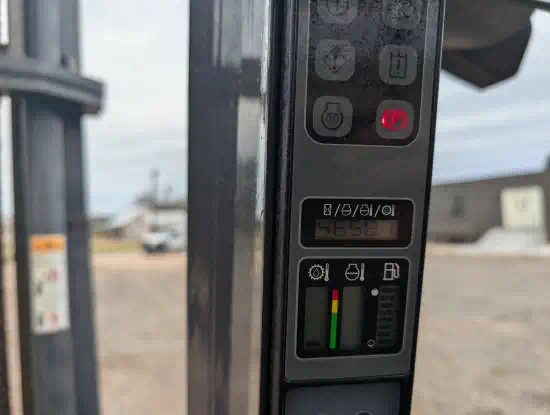 ./images/579821/550/579821-2018-Case-586H-Lifts-Rough-Terrain-Forklifts-550-10-1.webp
