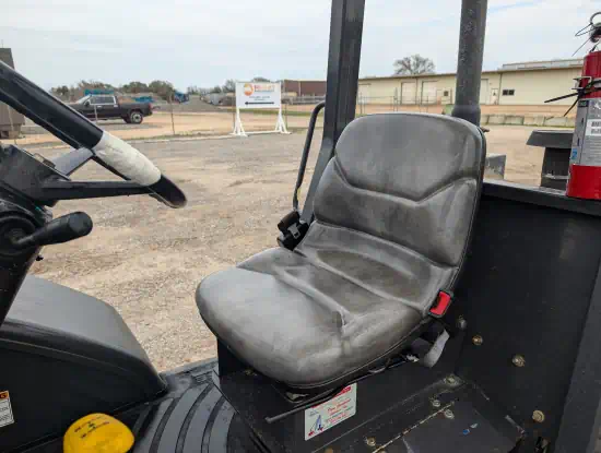 ./images/579821/550/579821-2018-Case-586H-Lifts-Rough-Terrain-Forklifts-550-12-1.webp