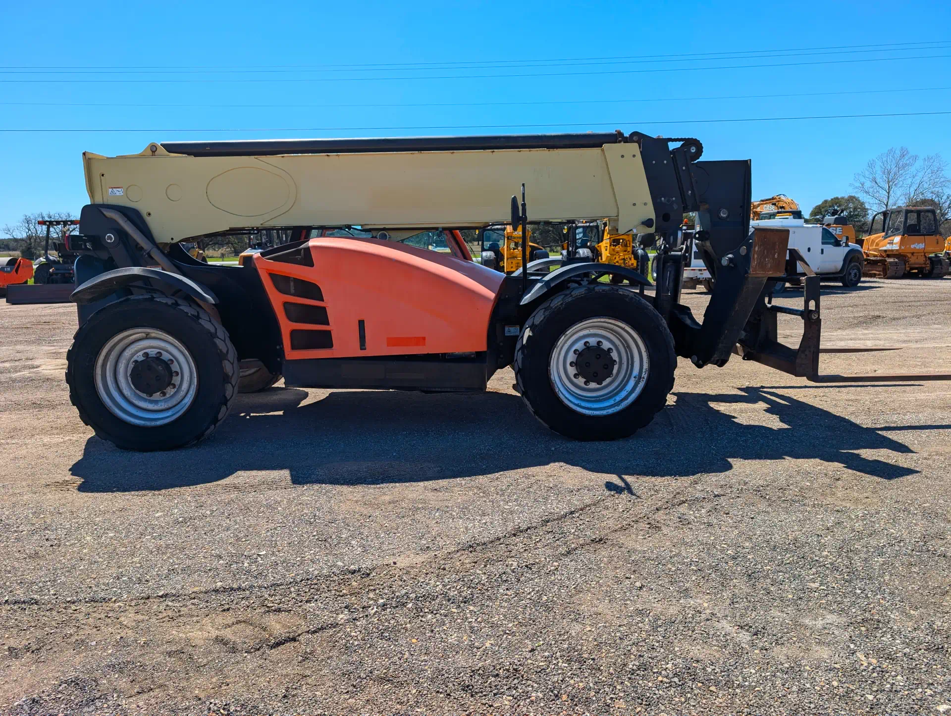 579827-2017-JLG-1255-Lifts-Telehandlers-1920-2-1