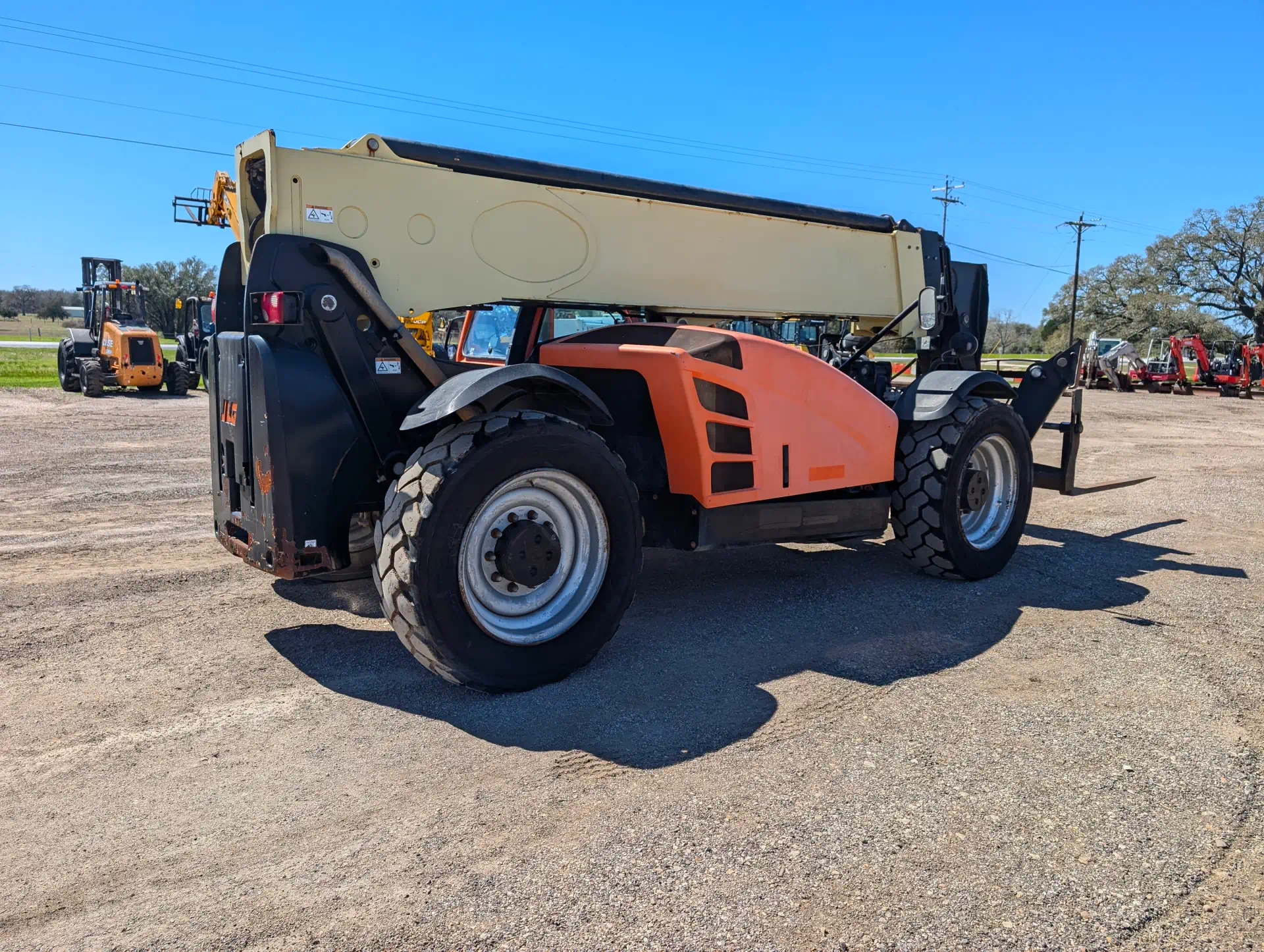 579827-2017-JLG-1255-Lifts-Telehandlers-1920-3-1