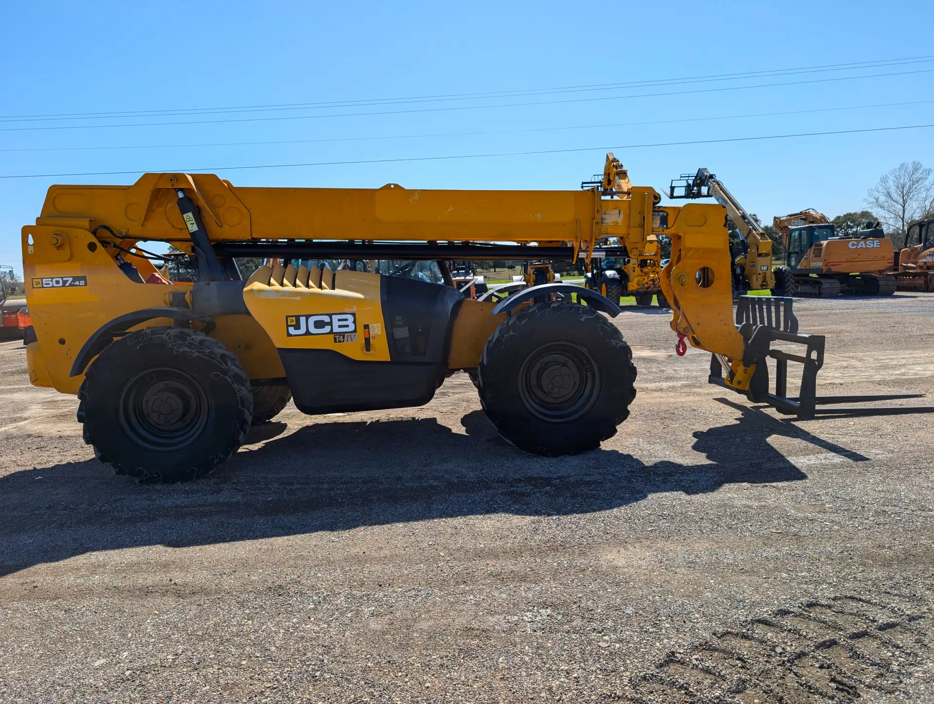 579830-2017-JCB-507-42-Lifts-Telehandlers-1920-2-1