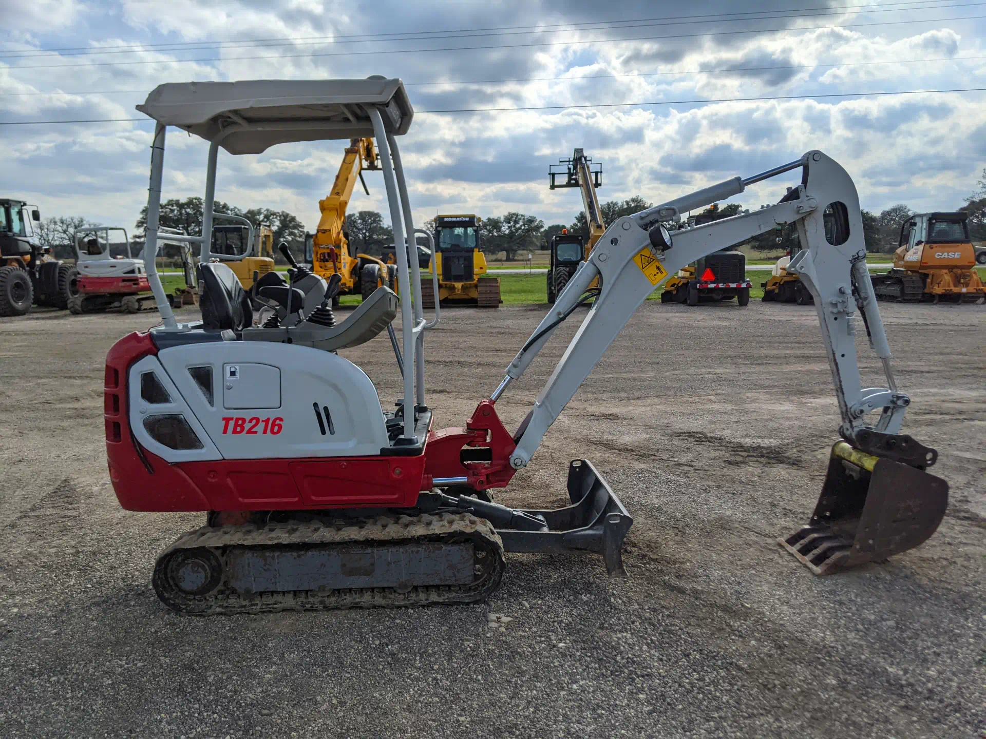 Takeuchi TB216