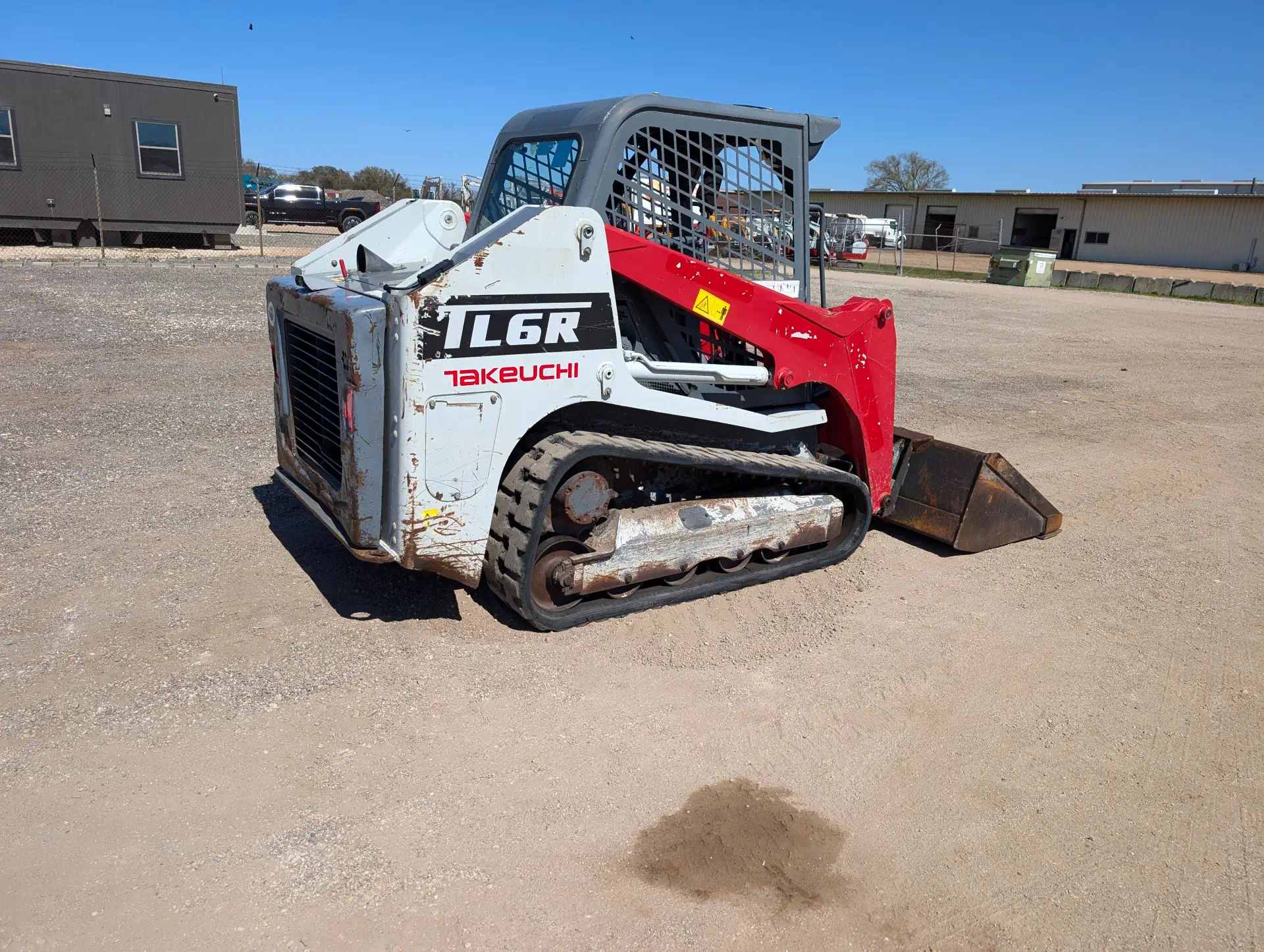 579873-2019-Takeuchi-TL6R-Skid-Steers-Track-1920-3-1