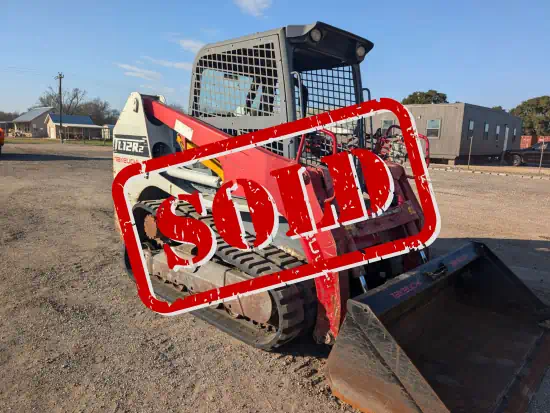 ./images/579887/550/1-579887-2017-Takeuchi-TL12R2-Skid-Steers-Track-550-24-1.webp