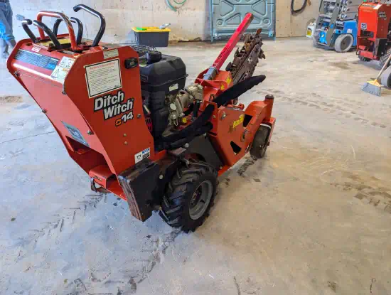 ./images/579893/550/579893-2018-Ditch-Witch-C14-Trenchers---Cable-Plows--550-5-1.webp