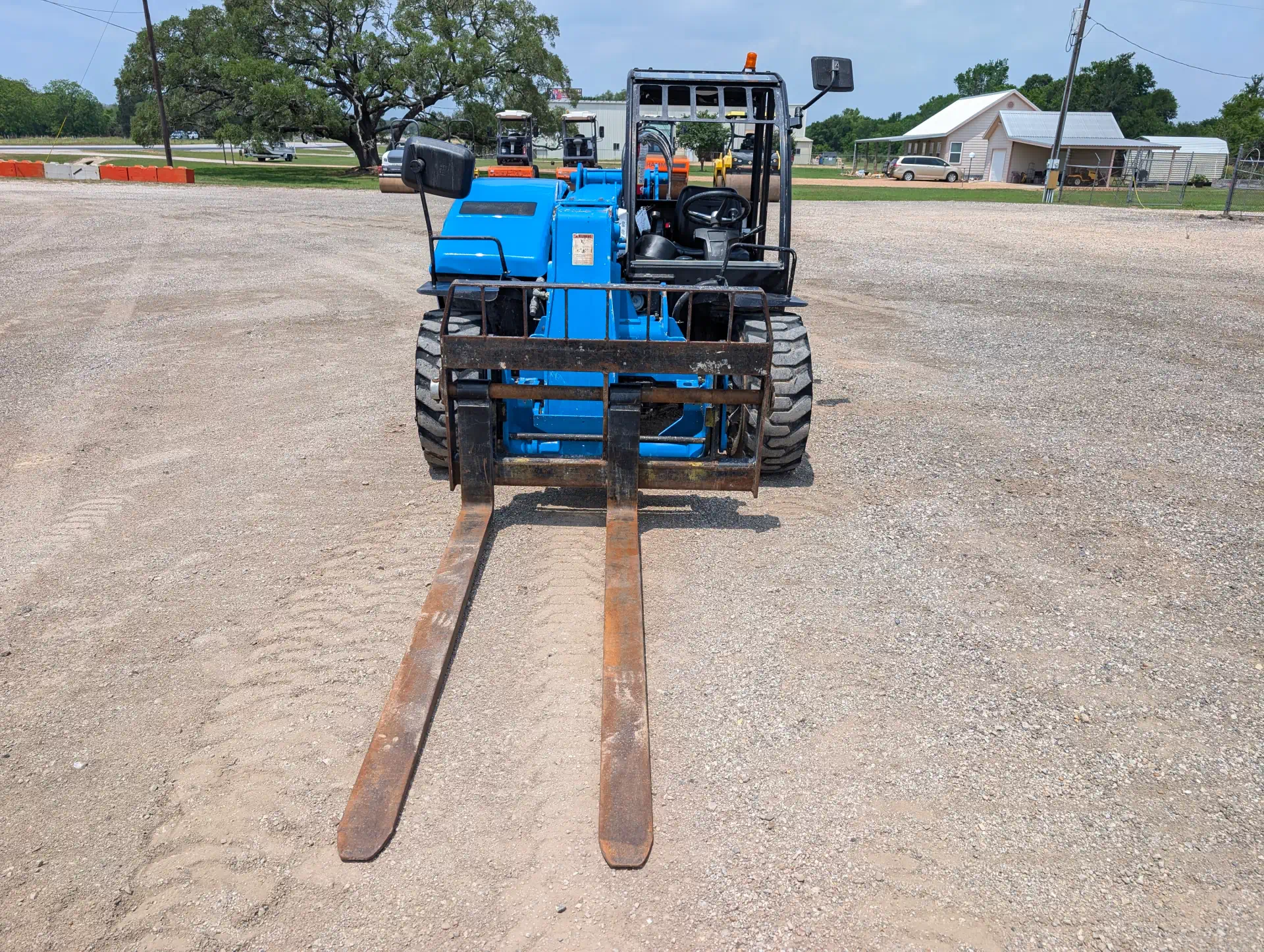 580723-2017-Genie-GTH5519-Lifts-Telehandlers-1920-3-1
