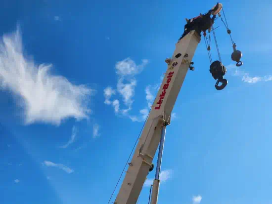 ./images/582058/550/582058-2019-Link-Belt-HTC-8660-Cranes-Telescopic-Boom-Truck-Cranes-550-3-1.webp