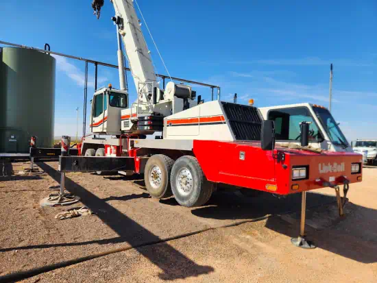 ./images/582058/550/582058-2019-Link-Belt-HTC-8660-Cranes-Telescopic-Boom-Truck-Cranes-550-6-1.webp