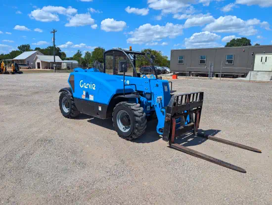 ./images/582984/550/582984-2017-Genie-GTH-5519-Lifts-Telehandlers-550-1-1.webp