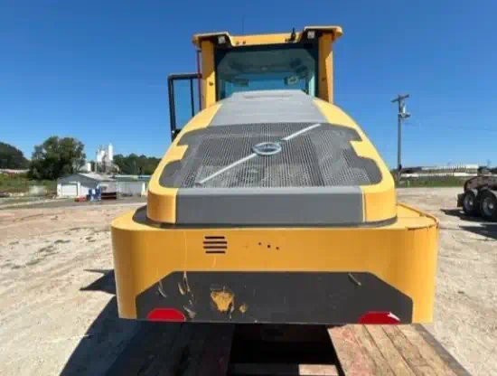 ./images/583499/550/583499--Volvo-SD115B-Compactors-Smooth-Drum-550-3-1.webp