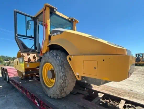 ./images/583499/550/583499--Volvo-SD115B-Compactors-Smooth-Drum-550-4-1.webp