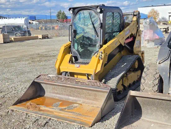 ./images/583569/550/583569-2020-Caterpillar-259-D3-Skid-Steers-Track-550-10-1.webp