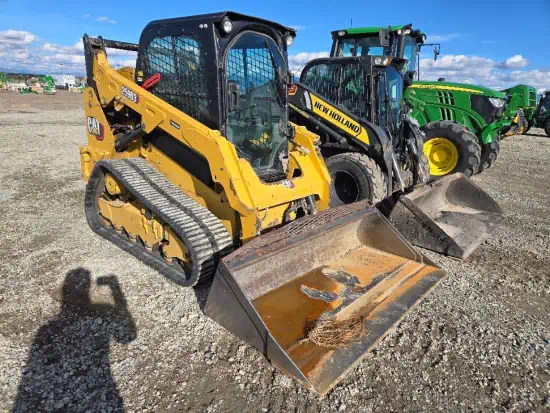 ./images/583569/550/583569-2020-Caterpillar-259-D3-Skid-Steers-Track-550-12-1.webp