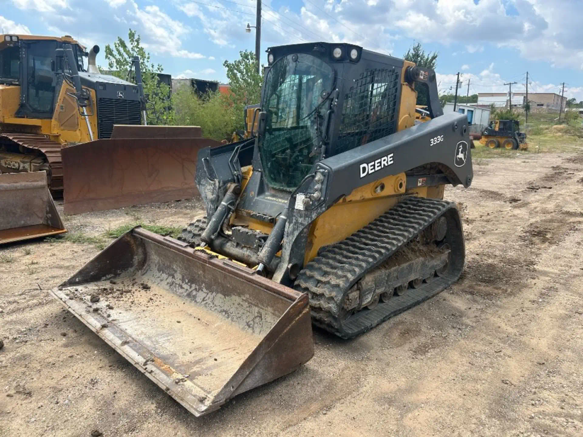 583579-2020-Deere-333G-Skid-Steers-Track-1920-1-1