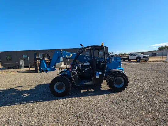 ./images/584163/550/584163-2017-Genie-GTH-5519-Lifts-Telehandlers-550-2-1.webp