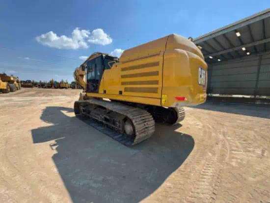 ./images/584175/550/584175-2022-Caterpillar-349-Excavators-Crawler-550-4-1.webp