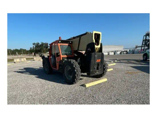 ./images/584453/550/584453-2018-JLG-1255-Lifts-Telehandlers-550-3-1.webp