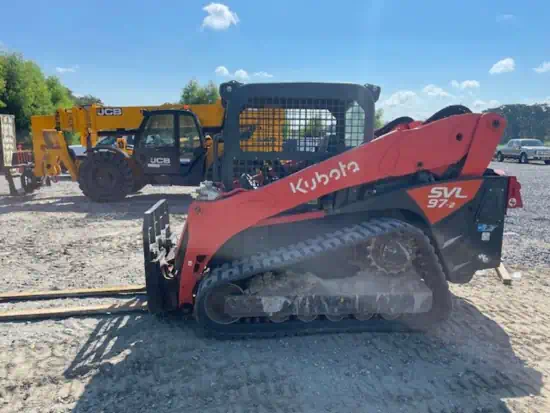 ./images/584462/550/584462--Kubota-SVL97-2-HFC-Skid-Steers--550-4-1.webp