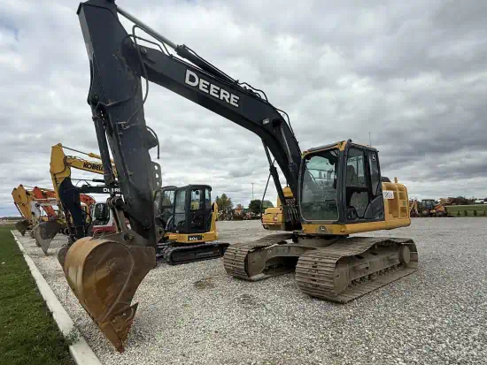 ./images/584602/550/584602--Deere-160G-LC-Excavators-Crawler-550-11-1.webp