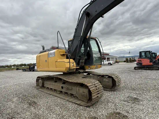 ./images/584602/550/584602--Deere-160G-LC-Excavators-Crawler-550-12-1.webp
