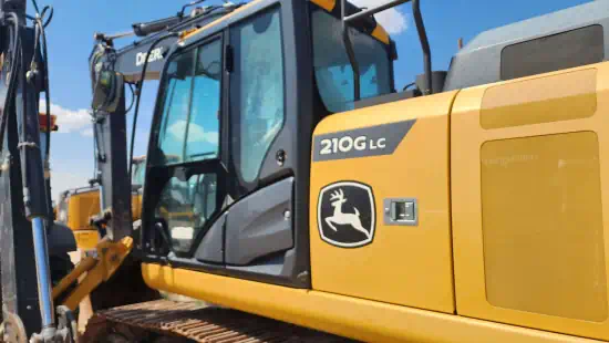./images/584609/550/584609--Deere-210G-LC-Excavators-Crawler-550-10-1.webp