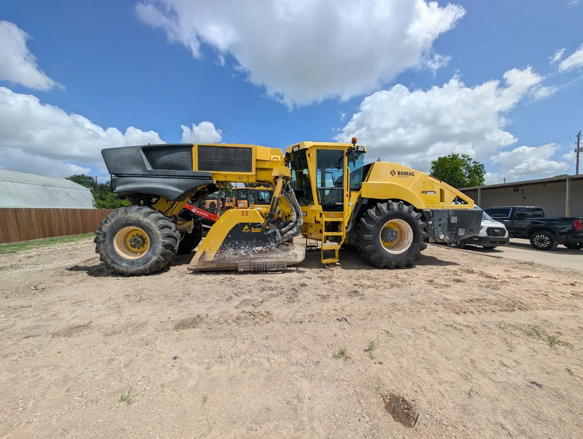 809508--Bomag-RS-460-Asphalt-I-Pavers-I-Concrete-Equipment-Soil-Stabilizers---Recyclers-1920-2-1